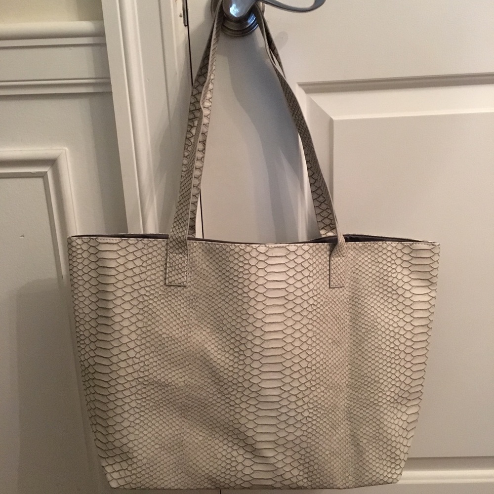 Bloomingdales white lizard style tote